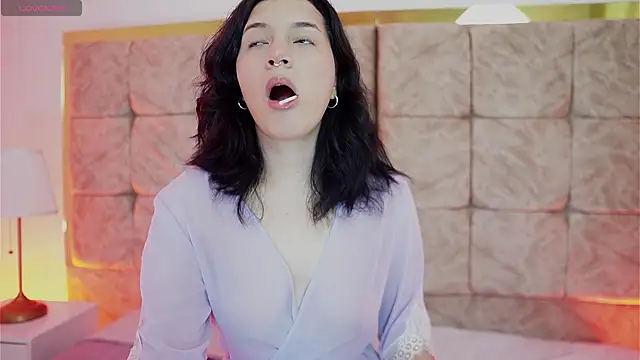 AlexiaClark7 online show from February 14, 4:07 pm