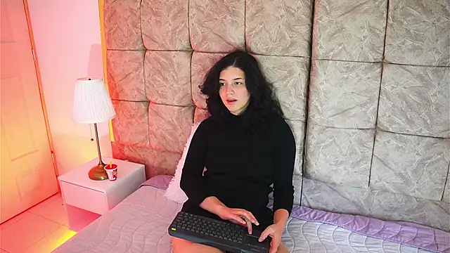 AlexiaClark7 online show from February 25, 7:47 pm