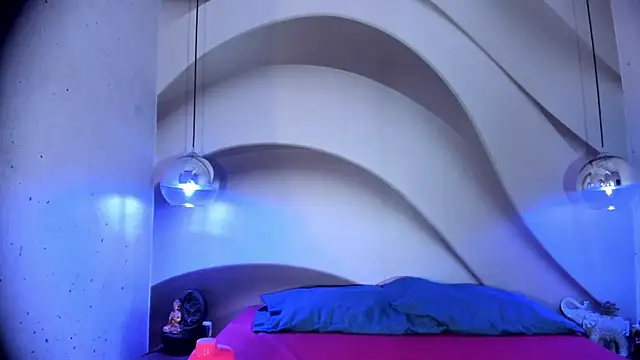 Victoria01  online show from June 21, 3:23 am