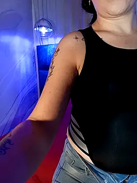 Victoria01  online show from February 9, 3:15 am