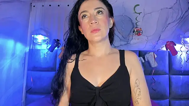 Victoria01  online show from July 10, 3:06 am