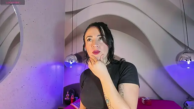 Victoria01  online show from March 23, 11:26 pm