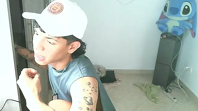 Snapshot of Glen_connor_11 chatting on January 12, 6:47 pm Glen connor 11 online show from January 12, 6:47 pm