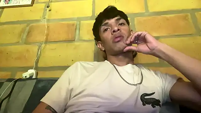 Snapshot of Glen_connor_11 chatting on February 23, 5:24 pm Glen connor 11 online show from February 23, 5:24 pm