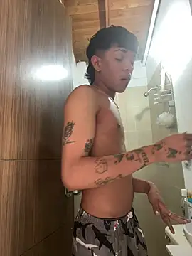 Snapshot of Glen_connor_11 chatting on February 6, 5:09 pm Glen connor 11 online show from February 6, 5:09 pm