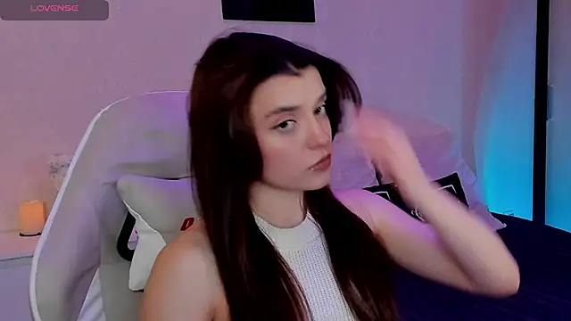  Valleria  online show from January 16, 2:21 pm