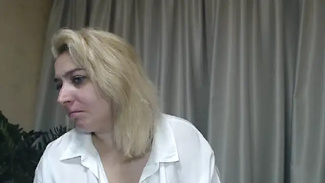 sweetpussy13 online show from September 17, 5:31 am