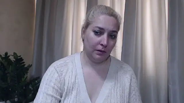 sweetpussy13 online show from May 16, 5:17 am