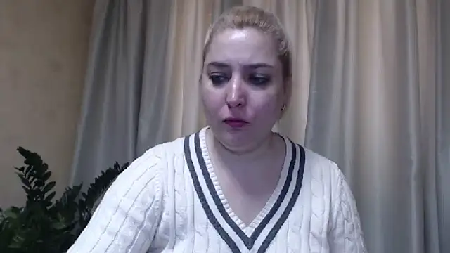 sweetpussy13 online show from March 9, 6:50 am