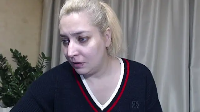 sweetpussy13 online show from November 10, 8:52 am