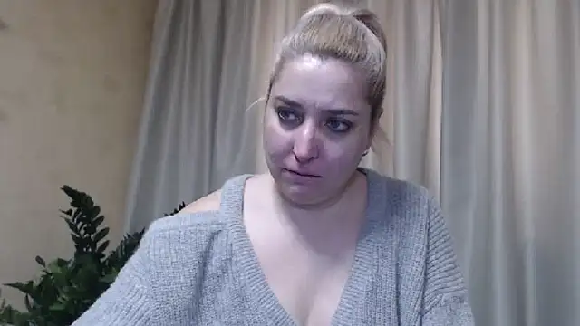 sweetpussy13 online show from February 28, 7:26 am