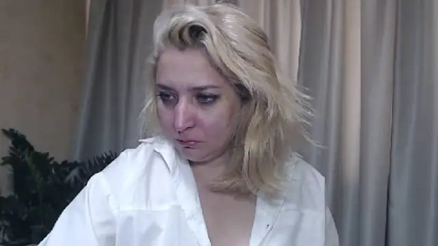 sweetpussy13 online show from September 14, 6:03 am