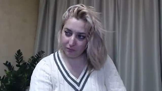 sweetpussy13 online show from February 14, 10:06 am