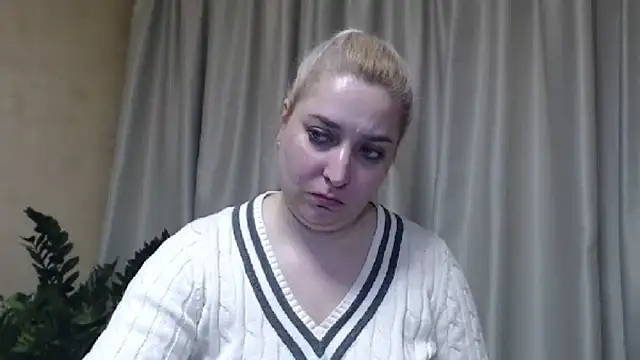 sweetpussy13 online show from March 9, 9:57 am
