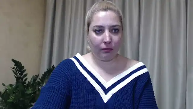sweetpussy13 online show from March 4, 10:24 am