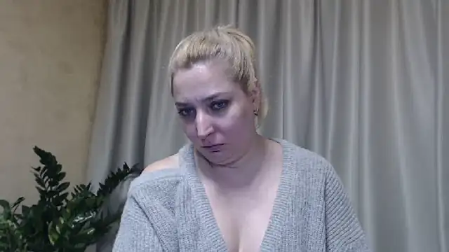 sweetpussy13 online show from March 22, 10:06 am