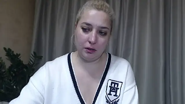 sweetpussy13 online show from November 22, 8:46 am