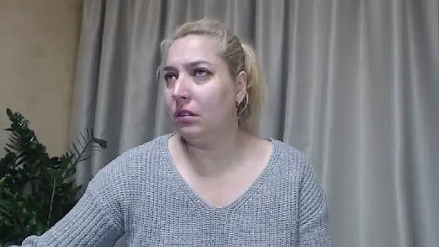 sweetpussy13 online show from October 19, 2:36 am