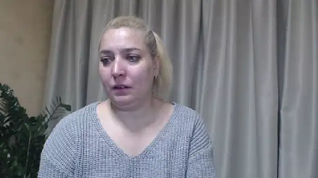 sweetpussy13 online show from October 28, 7:18 am