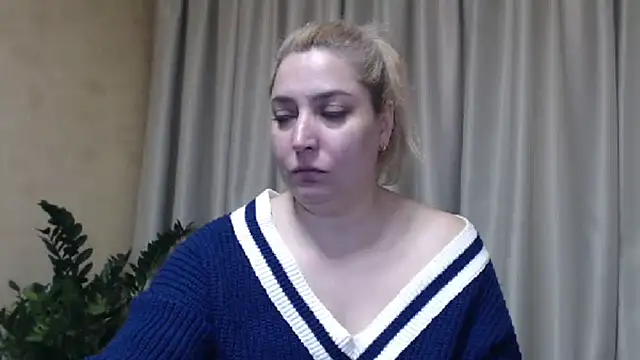sweetpussy13 online show from March 6, 6:52 am