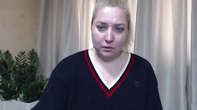 sweetpussy13 online show from March 27, 6:55 am