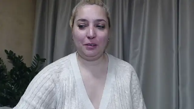 sweetpussy13 online show from December 4, 7:07 am