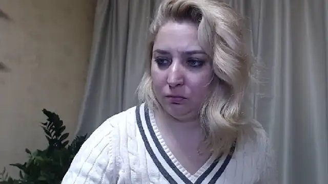 sweetpussy13 online show from March 16, 9:49 am