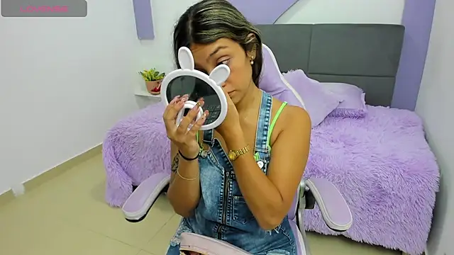 aniie princess 18 online show from December 16, 2:27 am