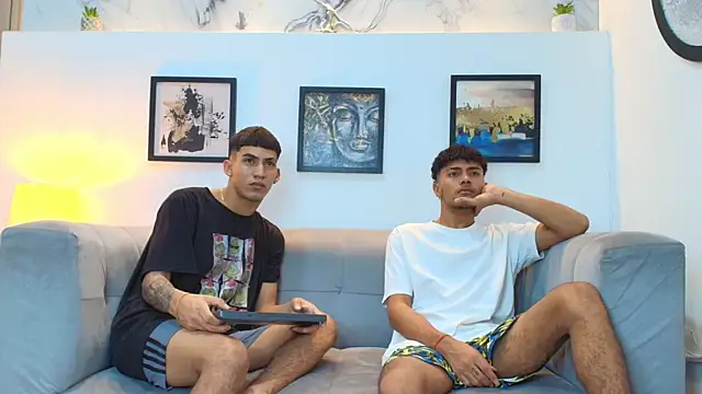 Snapshot of DIAMOND_BLACKS chatting on February 13, 7:30 am DIAMOND BLACKS online show from February 13, 7:30 am