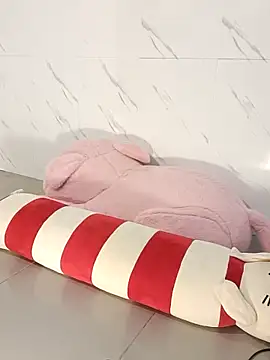 lavi-cute online show from April 10, 9:49 am