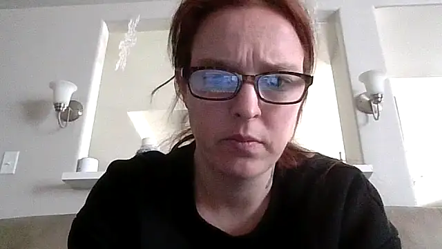 redremmi online show from February 28, 4:39 pm