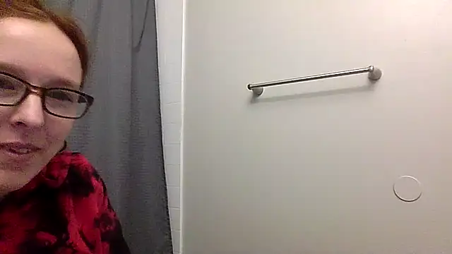 redremmi online show from March 1, 3:56 pm