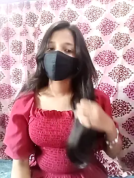 Snapshot of Naina_hotti chatting on December 15, 7:25 am Naina hotti online show from December 15, 7:25 am