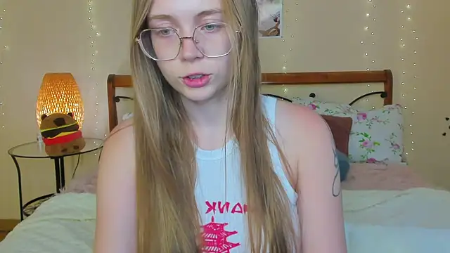 Snapshot of miya_soft chatting on July 11, 1:50 am miya soft online show from July 11, 1:50 am