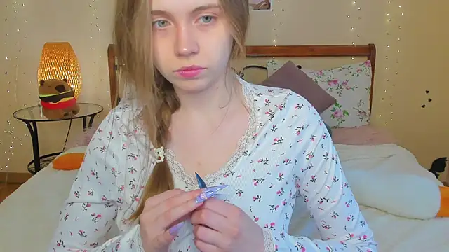 miya soft online show from May 8, 1:42 am