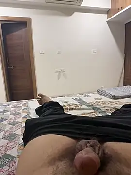 sam07422 online show from March 29, 9:44 am