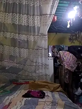 Snapshot of angeliChacon chatting on December 19, 6:27 am angeliChacon online show from December 19, 6:27 am