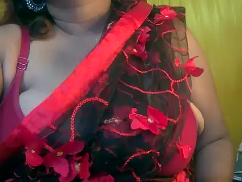 Snapshot of MISTI_KOLK chatting on June 18, 8:46 am MISTI KOLK online show from June 18, 8:46 am