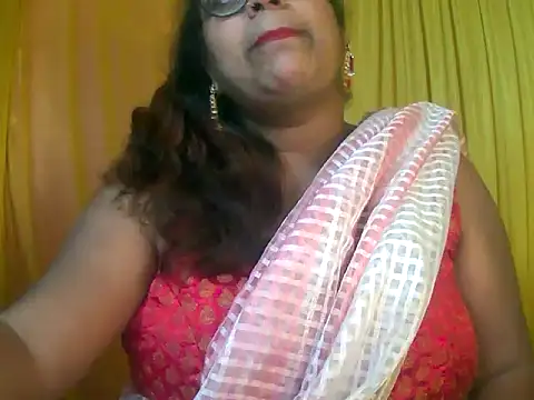 MISTI KOLK online show from January 16, 8:40 am