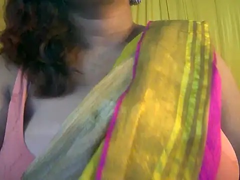 Snapshot of MISTI_KOLK chatting on June 6, 8:52 am MISTI KOLK online show from June 6, 8:52 am
