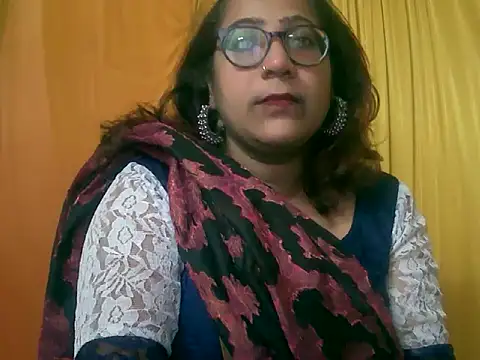 MISTI KOLK online show from January 8, 8:53 am