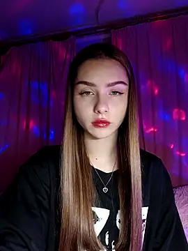 BitterPeach online show from December 22, 5:46 pm