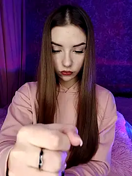 BitterPeach online show from January 7, 1:49 pm