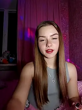 BitterPeach online show from December 18, 9:07 pm