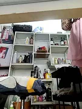 SARA6926969 online show from January 7, 7:13 am