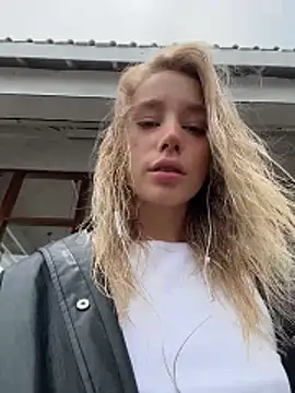 sssativa more online show from February 28, 5:29 am