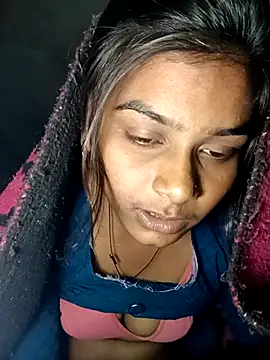 Snapshot of Sehjal_sharma chatting on December 14, 3:28 pm Sehjal sharma online show from December 14, 3:28 pm