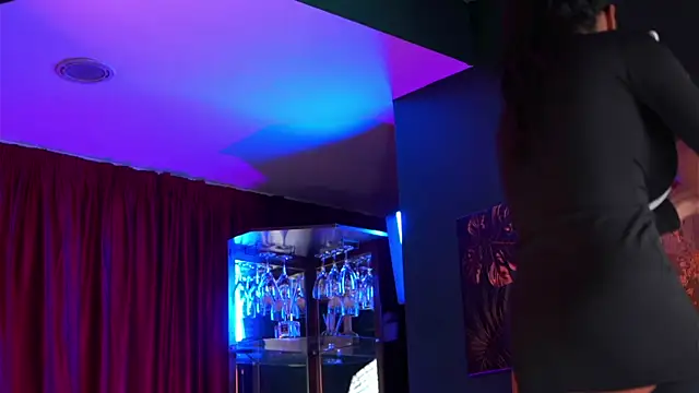 AstridVex online show from April 2, 8:26 pm