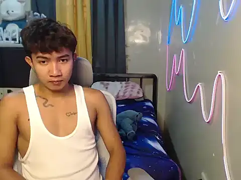 Ur hottestjonny online show from June 20, 12:59 am