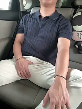 battman4488 online show from April 14, 8:08 am